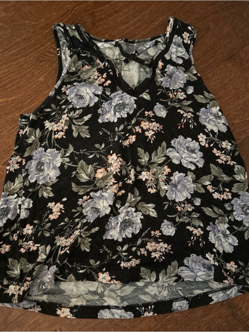 American Eagle Outfitters Black Floral V-Neck Tank with Lavender Blooms